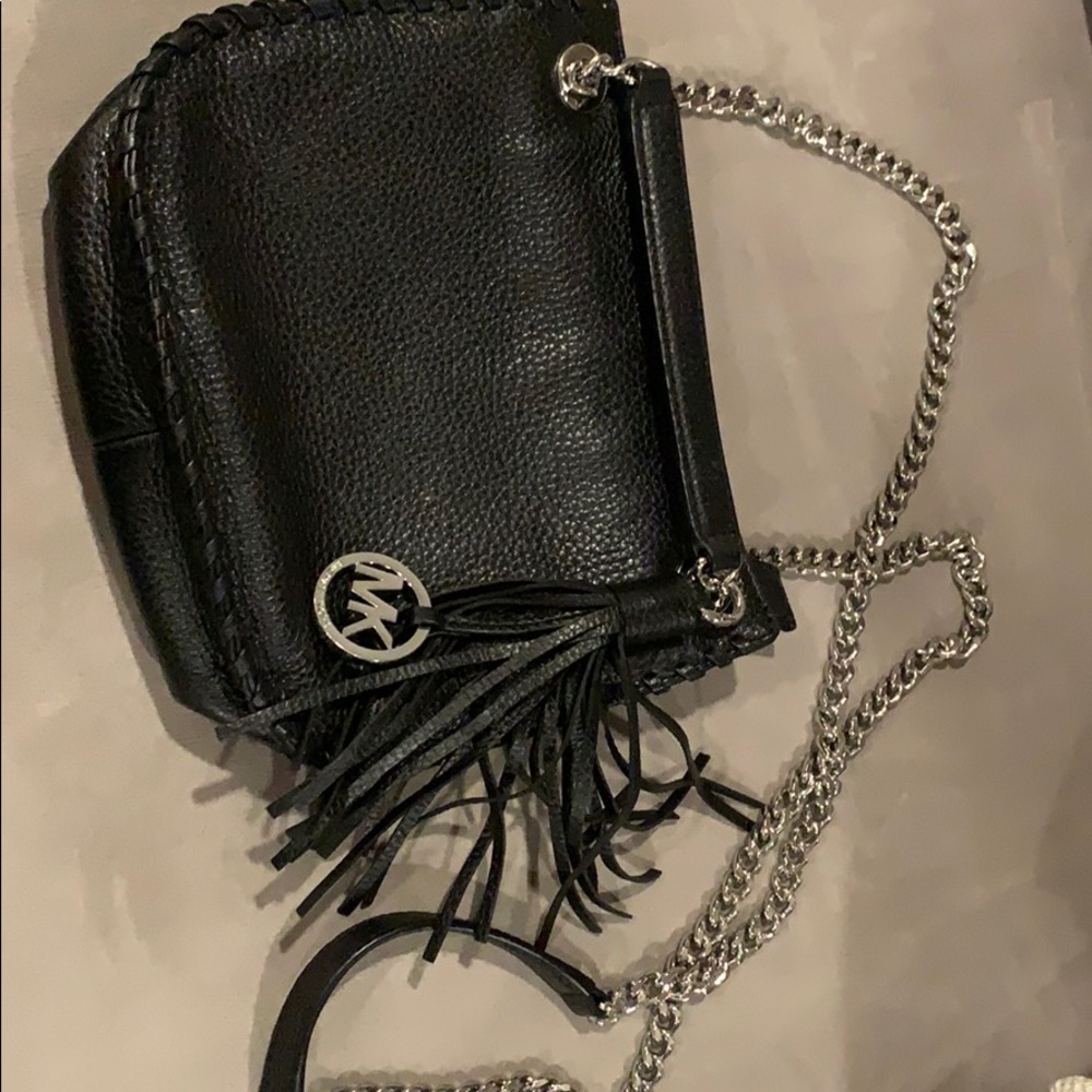 Black Michael Kors crossbody in leather